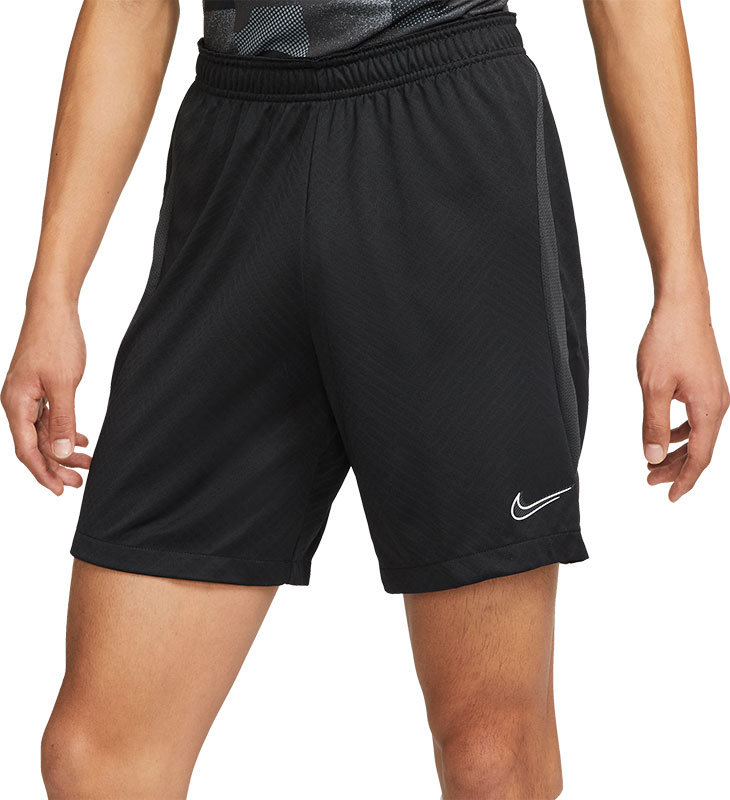 Nike Strike Short