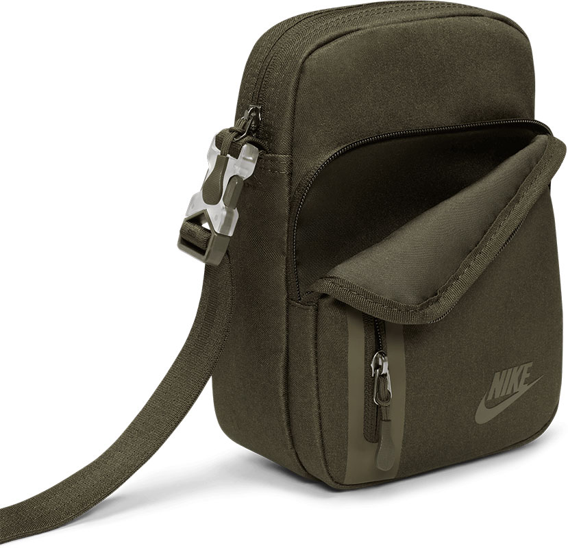 Nike Elemental Crossbody Bag