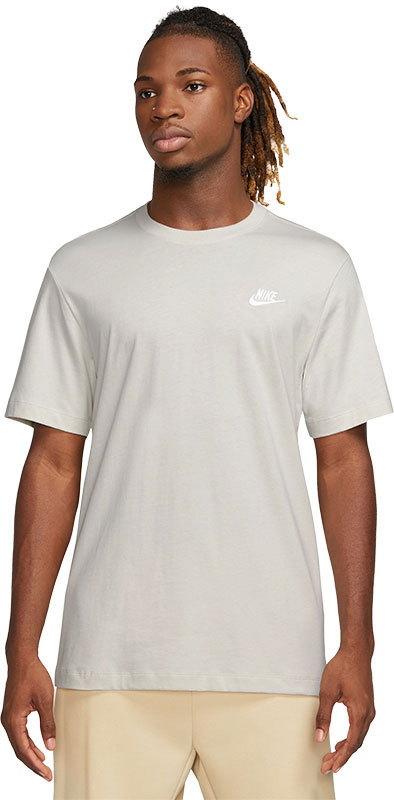Nike Sportswear Club Tee