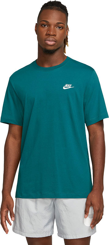 Nike Sportswear Club Tee